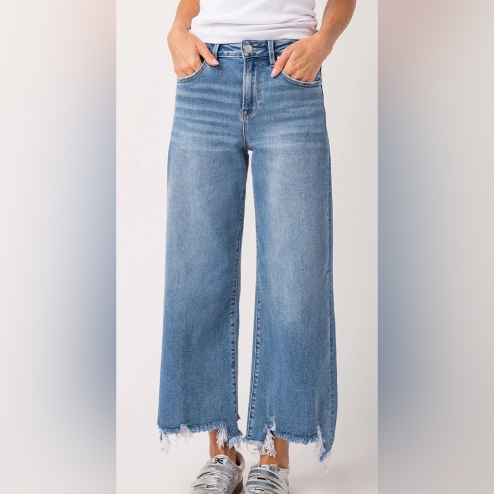 Risen Bobbie Rise Step Hem Crop Wide Leg Jean NEW without tags